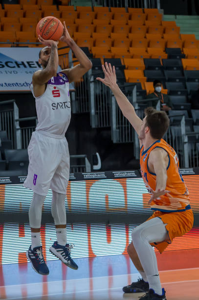 的表现更是 的表现更是